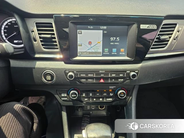 Kia Niro 2018 Белый из Кореи, фото 3