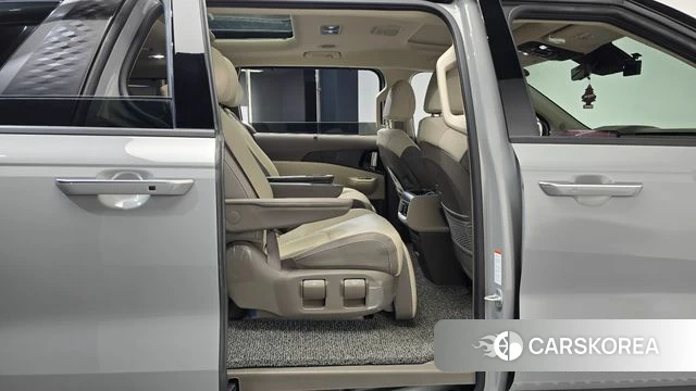 Kia The New Carnival 4th Generation 2024 Серый из Кореи, фото 3