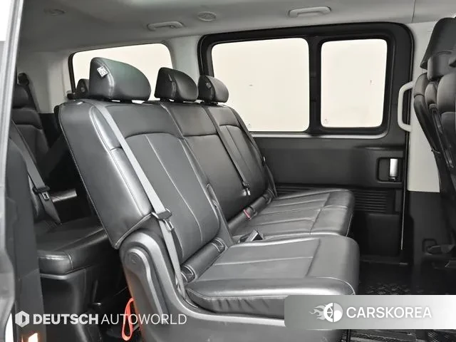 Hyundai Staria 2021 Белый из Кореи, фото 3