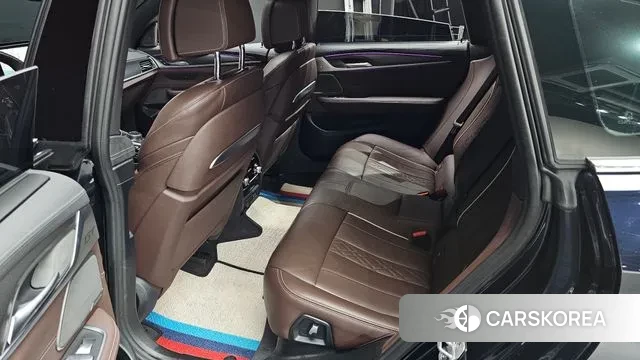 BMW 6 Series GT (G32) 2024 Черный из Кореи, фото 3