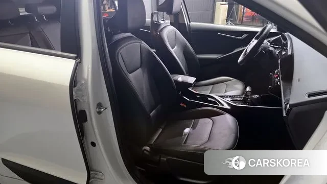 Kia Di Ol Nu Niro 2022 Белый из Кореи, фото 3