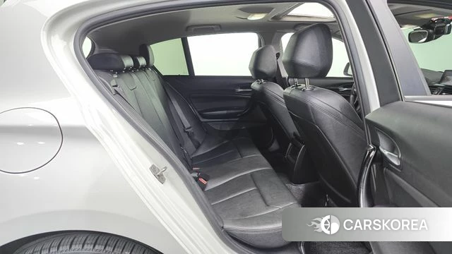 BMW 1 Series (F20) 2019 Белый из Кореи, фото 3