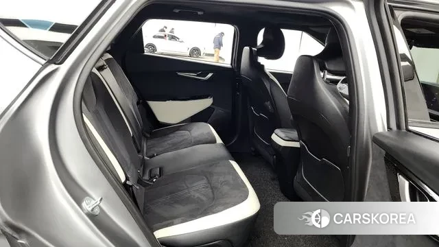 Kia EV6 2023 Серый из Кореи, фото 3