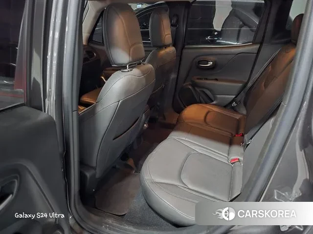 Jeep Renegade 2021 Серый из Кореи, фото 3