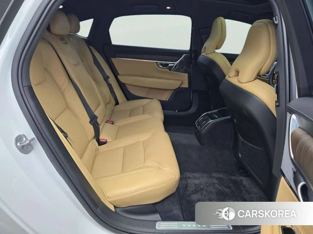 Volvo S90 2024 Белый из Кореи, фото 3