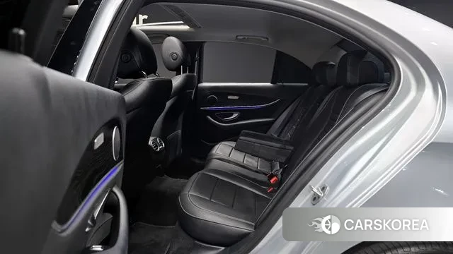 Mercedes-Benz E-Class W213 2020 Серебряный из Кореи, фото 3