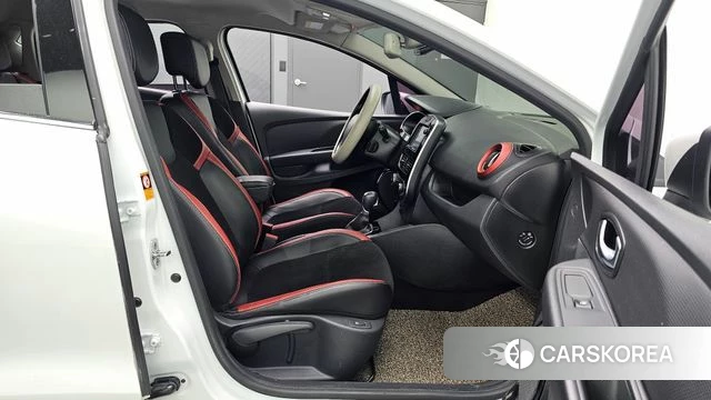 Renault Korea (Samsung) Clio 2018 Белый из Кореи, фото 3