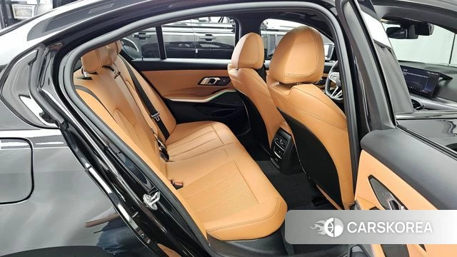 BMW 3 Series (G20) 2024 Черный из Кореи, фото 3