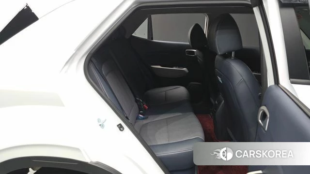 Hyundai Venue 2025 Белый из Кореи, фото 3