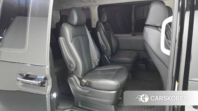 Hyundai Staria 2021 Черный из Кореи, фото 3
