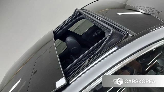 Mercedes-Benz E-Class W213 2022 Серебряный из Кореи, фото 3