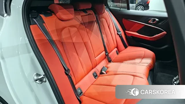 BMW 1 Series (F40) 2022 Белый из Кореи, фото 3