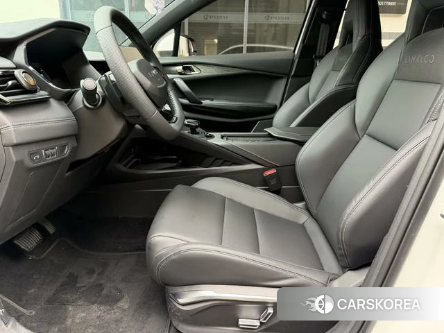 Lynk 06 2024 Белый из Китая, фото 3