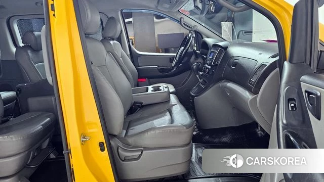 Hyundai The New Grand Starex 2018 Желтый из Кореи, фото 3