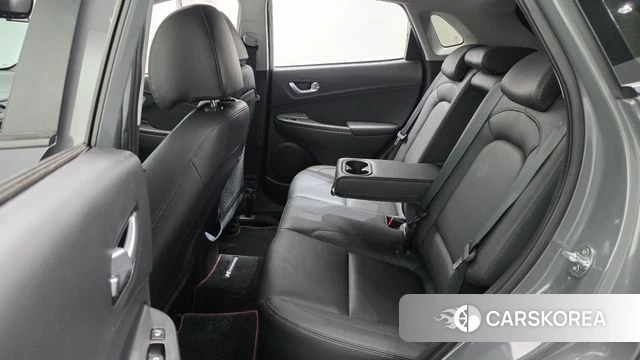 Hyundai The New Kona 2021 Серебристо-серый из Кореи, фото 3