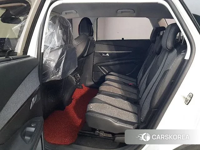 Peugeot 5008 second generation 2018 Белый из Кореи, фото 3