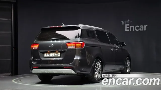 Kia All New Carnival 2018 Серый из Кореи, фото 3