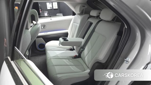 Hyundai Ionic 5 2024 Серебристо-серый из Кореи, фото 3
