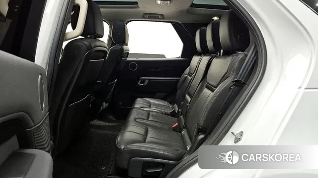 Land Rover Discovery 5 2018 Белый из Кореи, фото 3