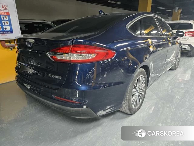 Ford Mondeo PHEV 2019 Синий из Китая, фото 3