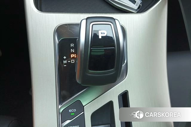 Geely Automobile Binyue 2019 Желтый из Китая, фото 3
