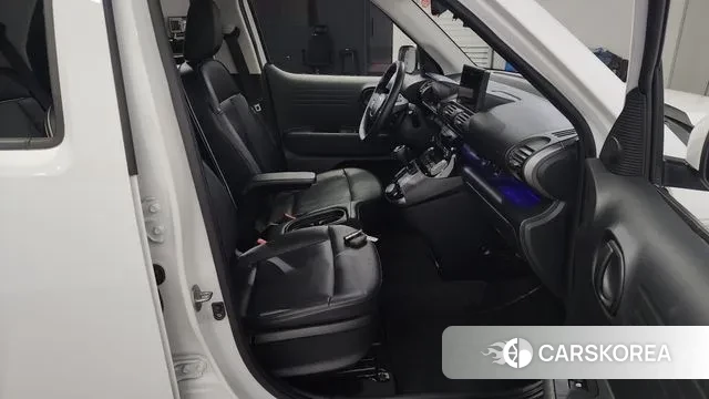 Hyundai Casper 2021 Белый из Кореи, фото 3