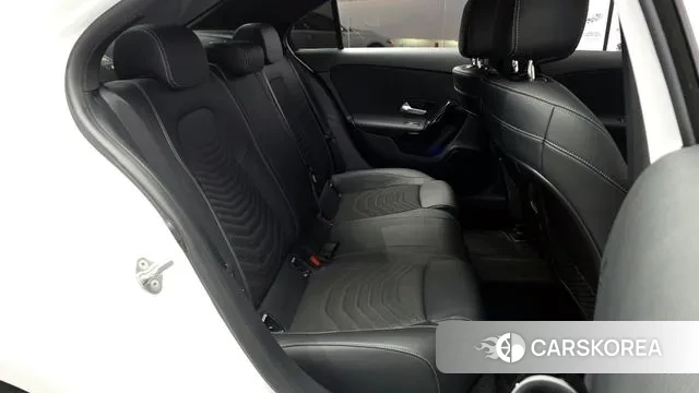 Mercedes-Benz A-Class W177 2020 Белый из Кореи, фото 3