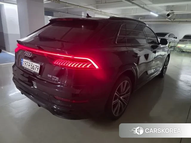 Audi Q8 (4M) 2021 Черный из Кореи, фото 3