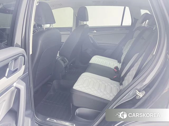 Volkswagen Tanyue 2023 Черный из Китая, фото 3