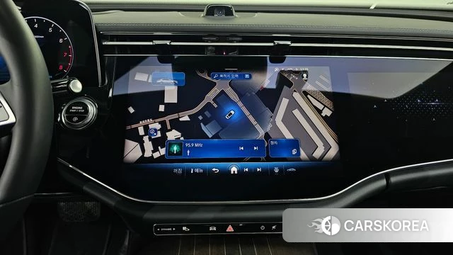 Mercedes-Benz E-Class W214 2024 Белый из Кореи, фото 3