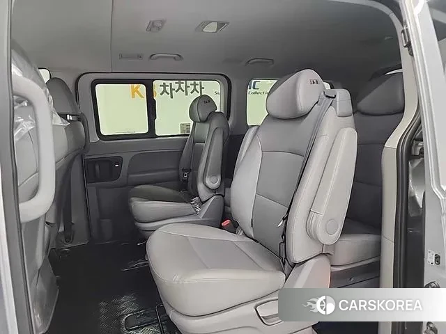 Hyundai The New Grand Starex 2021 Серебряный из Кореи, фото 3