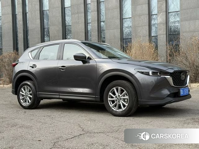 Mazda CX-5 2024 Темно-серый из Китая, фото 3