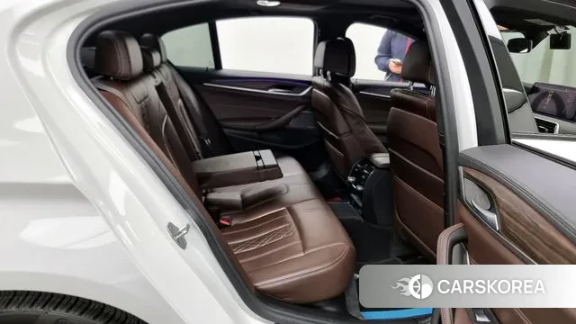 BMW 5 Series (G30) 2020 Белый из Кореи, фото 3