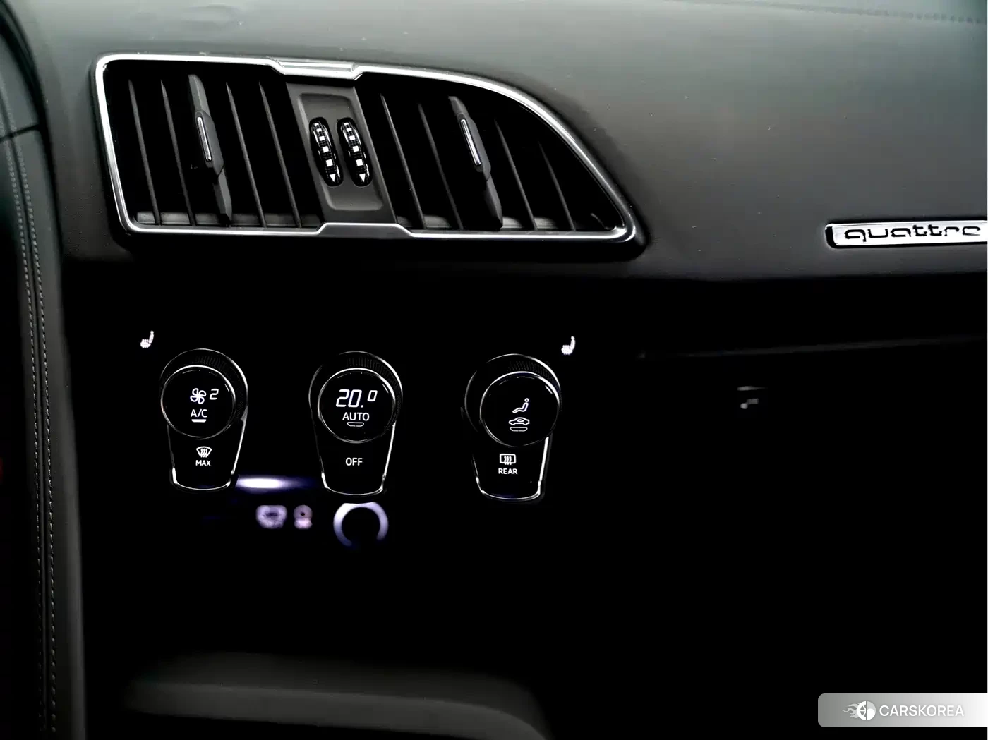 Audi R8 2023 Черный из Китая, фото 3