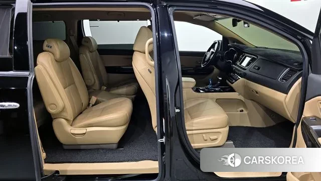 Kia The New Carnival 2020 Черный из Кореи, фото 3