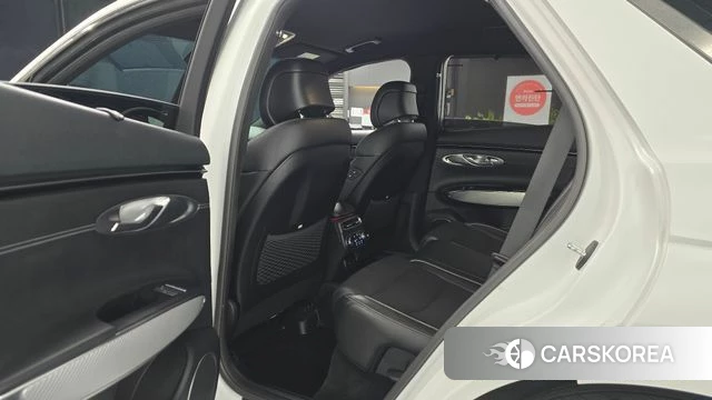 Genesis GV70 2021 Белый из Кореи, фото 3