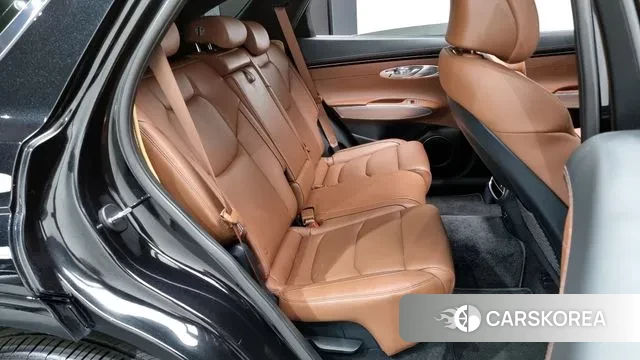 Genesis GV70 2023 Черный из Кореи, фото 3