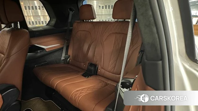 BMW X7 (G07) 2021 Белый из Кореи, фото 3