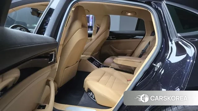 Porsche Panamera (971) 2020 Черный из Кореи, фото 3