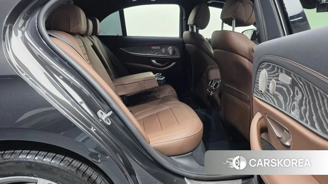 Mercedes-Benz E-Class W213 2022 Серый из Кореи, фото 3