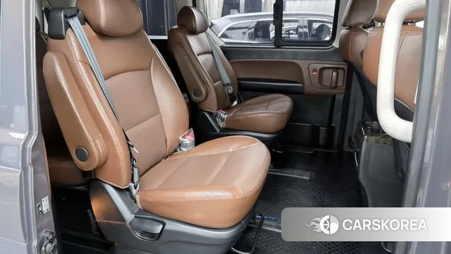 Hyundai The New Grand Starex 2019 Коричневый из Кореи, фото 3