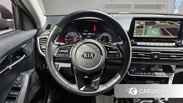 Kia Seltos 2021 Черный из Кореи, фото 3