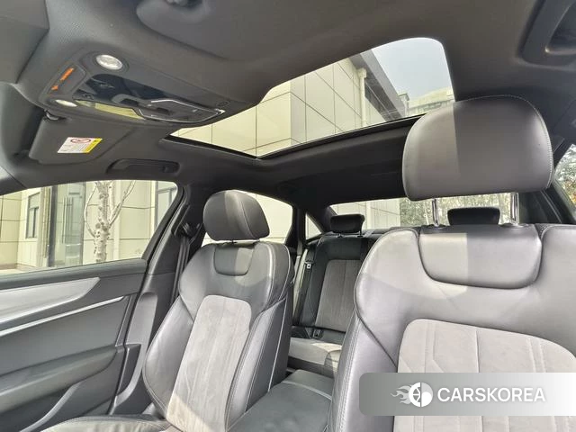 Audi A6L 2022 Черный из Китая, фото 3