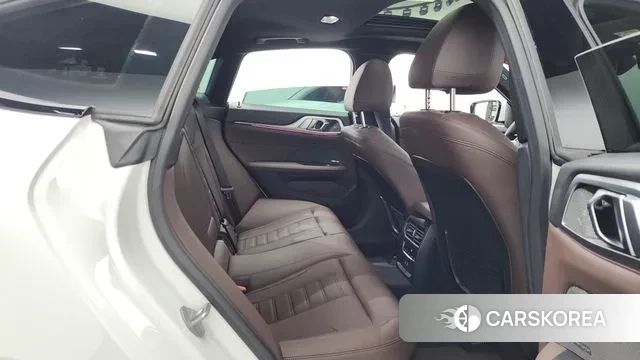 BMW 4 Series (G22) 2024 Белый из Кореи, фото 3