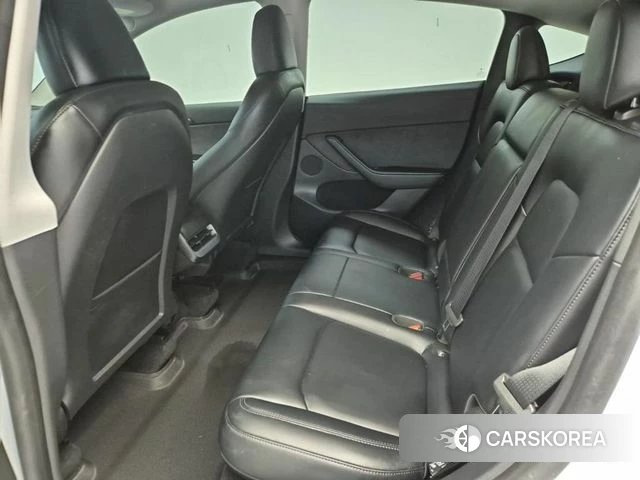 Tesla Model Y 2023 Белый из Кореи, фото 3