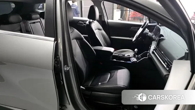 Kia Sportage 5th Generation 2024 Серый из Кореи, фото 3