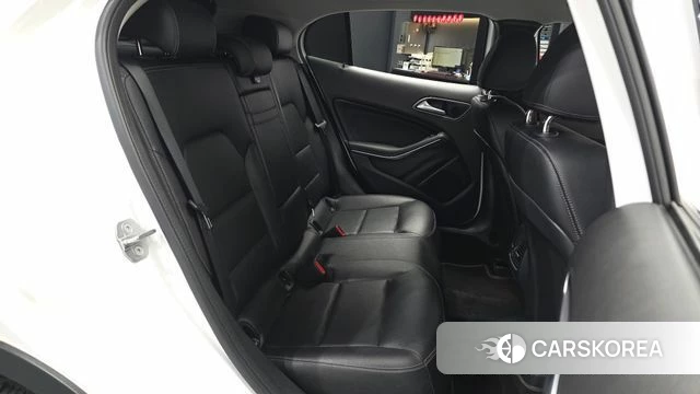 Mercedes-Benz GLA-Class X156 2018 Белый из Кореи, фото 3