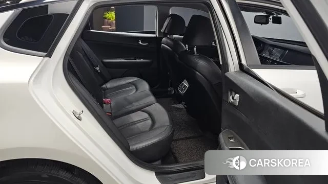 Kia The New K5 2nd generation 2018 Белый из Кореи, фото 3