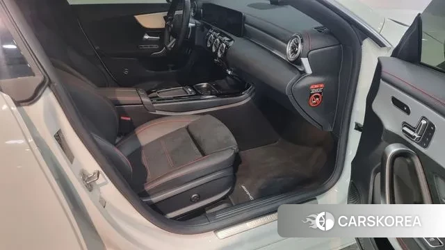 Mercedes-Benz CLA-Class C118 2024 Белый из Кореи, фото 3