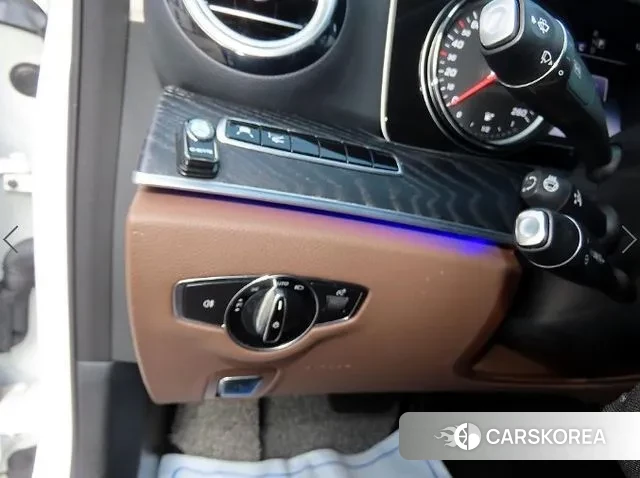 Mercedes-Benz E-Class W213 2018 Белый из Кореи, фото 3